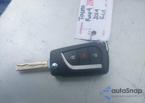 2019 Toyota Rav4 Le z USA, uszkodzony, nr VIN 2T3H1RFV2KW044121